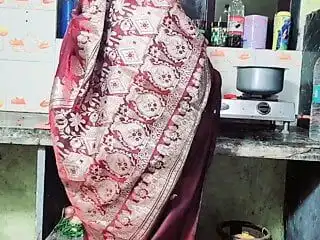 Karawa chauth ke din bhabhi ko devar ne bola bhabhi ap Aaj bahut khubsurat dikh rahi ho kya ap chut(Hindi Audio)