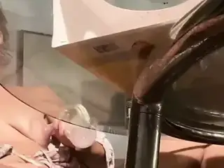 Milf enjoys breast pumping masturbation