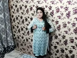 Big Ass Indian Aunty Fingering Pussy with Clear Urdu$&Hindi Sexy Voice