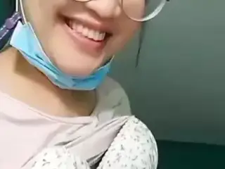 Toilet Asian girl pee