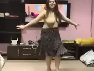 Pakistani girl – nude dancing at private party.