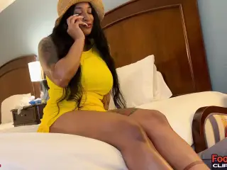 Latina Mistress Makes You Cheat On Your Girlfriend: Foot Worship