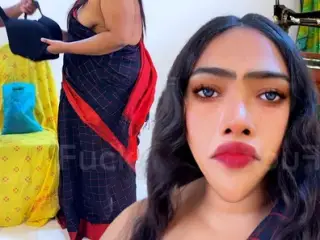When Telugu Aunty Wearing A Saree Without Blouse Went To The Shop To Buy A Bra, The Shopkeeper Fucked Her While She Was Trying On Bras