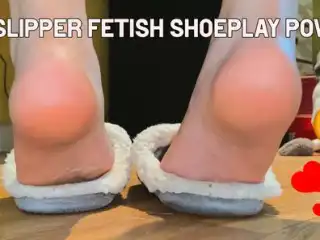 Daisy's Latina Soles Slipper Shoe Play, Dangling Soft Soles, Foot Fetish, Giantess POV, Stinky Feet, Toes, Pedicure
