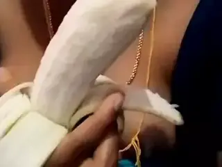 Bannana wife Indian aunty blowjob