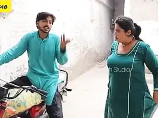 Desi bike ride, woman with a very hot ass