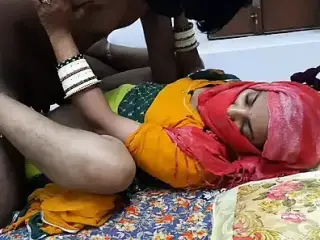 Desi indian couple sex video .the new couple fucking video