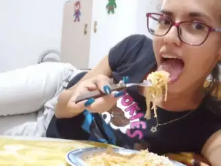 I get so horny being single that sometimes I fuck veggies and then eat them without washing my cum off